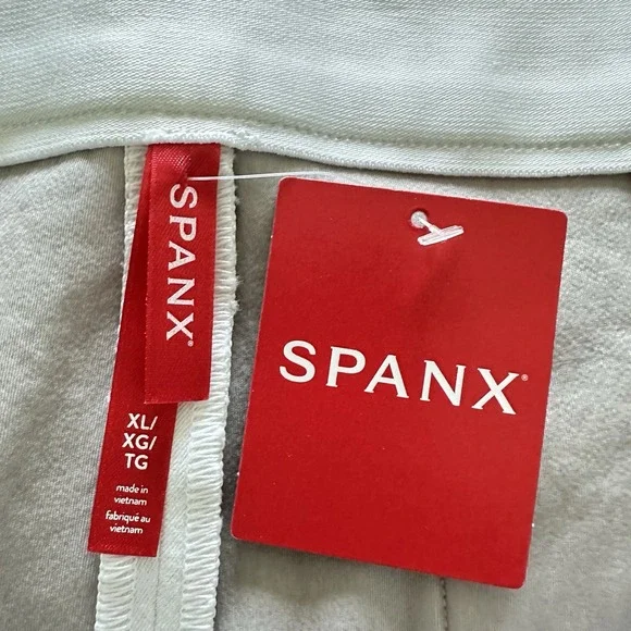 Spanx On the Go 6" White Shorts Silver Lining Technology Size XL 20375R NWT - Picture 4 of 7